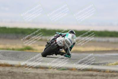 media/May-03-2025-CRA (Sat) [[22b18d099a]]/Races/Race 2/